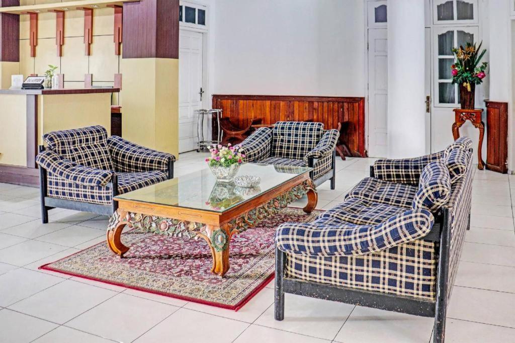 Oyo 90483 Homestay Permata Syariah Bangko Ngoại thất bức ảnh